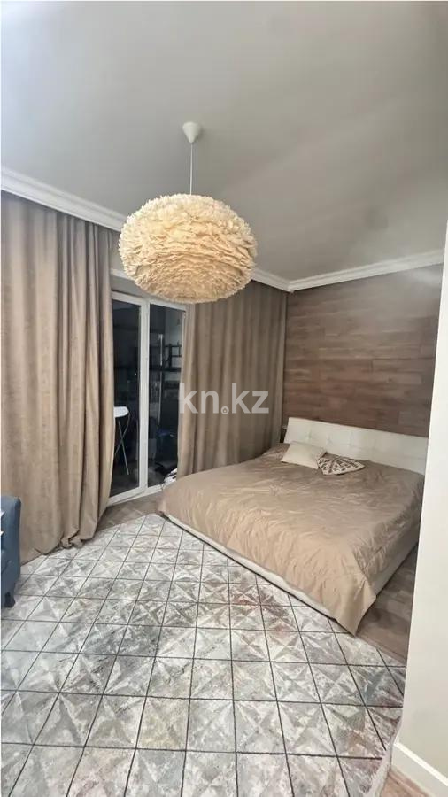 Продажа 4-комнатной квартиры, 103 м², ул. Ондасынова, дом  8 в Караганде - фото 2