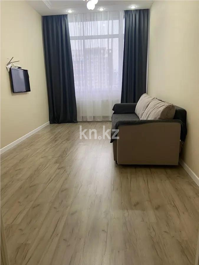 Продажа 1-комнатной квартиры, 37 м², пр. Кабанбай батыра, дом  49а в Астане