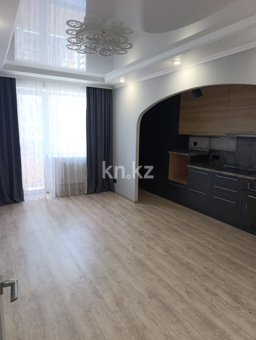 Продажа 2-комнатной квартиры, 61 м² в Караганде