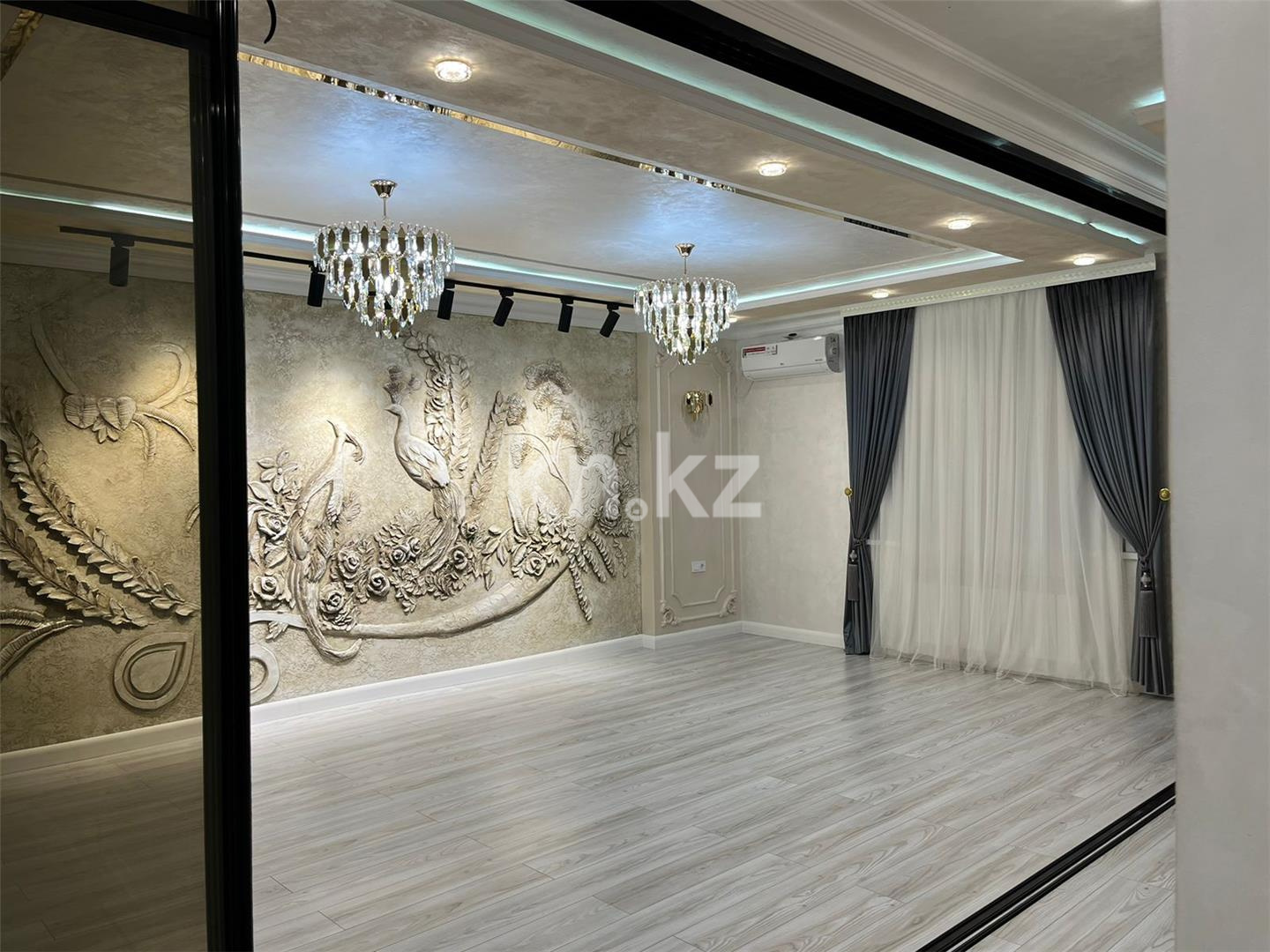 Продажа 4-комнатной квартиры, 106 м², ул. Дюсембекова в Караганде - фото 3