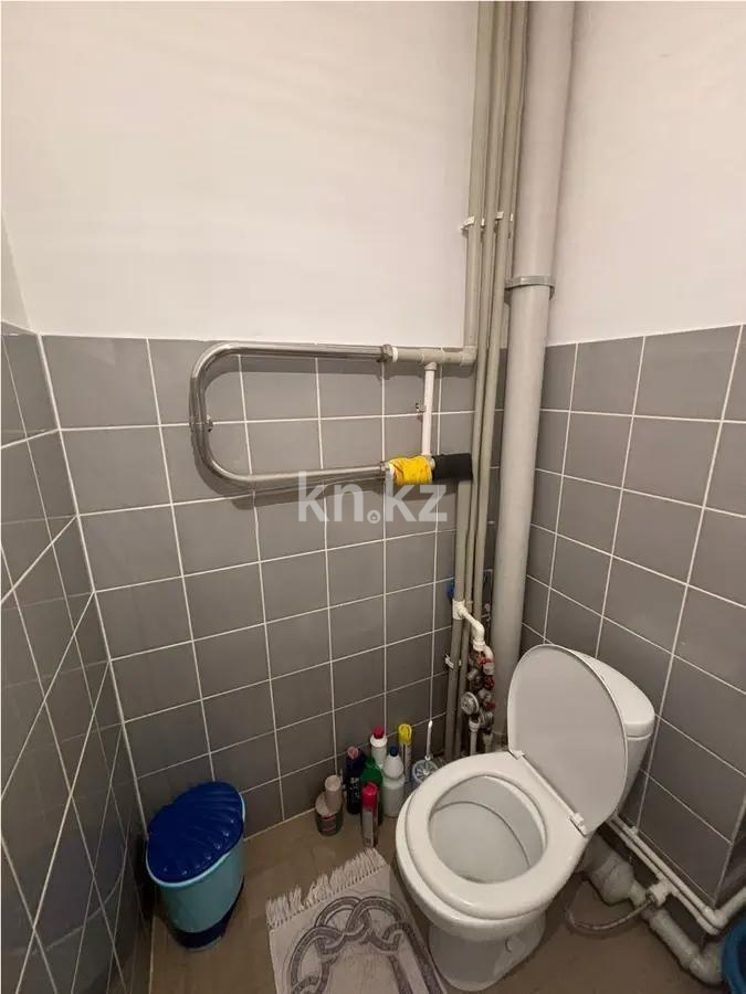 Продажа 1-комнатной квартиры, 49 м², мкрн-н Шапагат, дом  8 в Караганде - фото 4