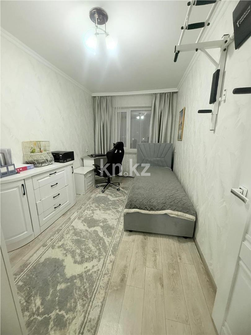 Продажа 4-комнатной квартиры, 76 м², ул. Университетская в Караганде - фото 7