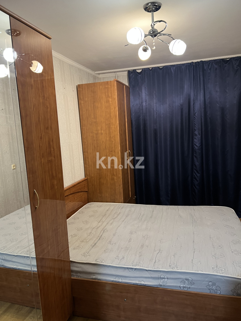 Аренда 4-комнатной квартиры, 74 м², пр. Республики, дом  18 в Караганде - фото 4