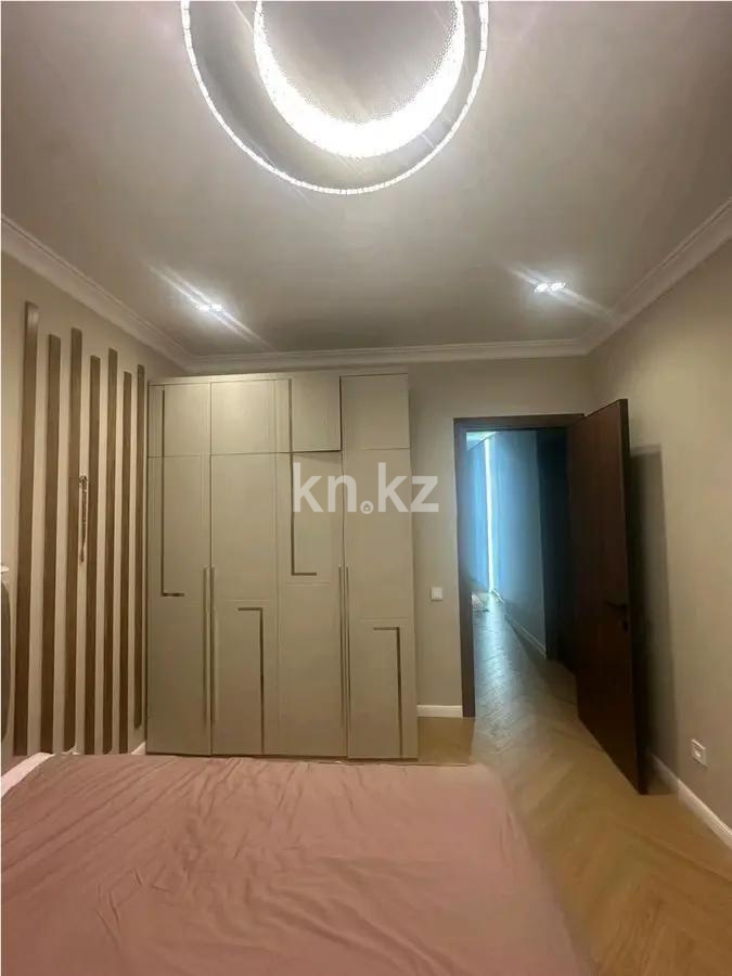 Продажа 3-комнатной квартиры, 100 м², пр. Улы Дала, дом  29/1 в Астане