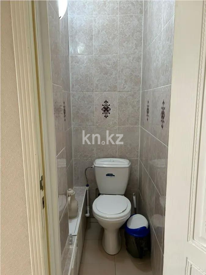 Продажа 4-комнатной квартиры, 76 м², пр. Республики, дом  18 в Караганде - фото 10
