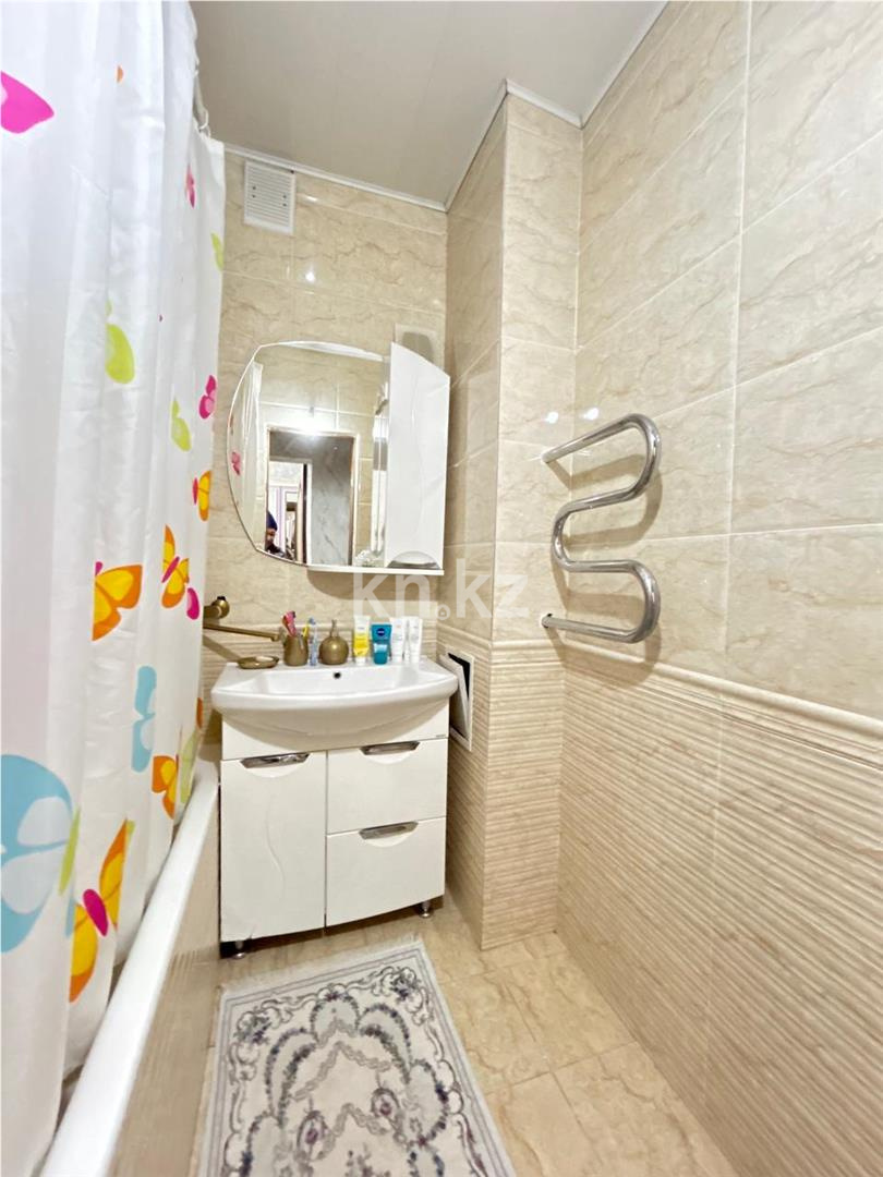 Продажа 3-комнатной квартиры, 70.4 м² в Астане - фото 20