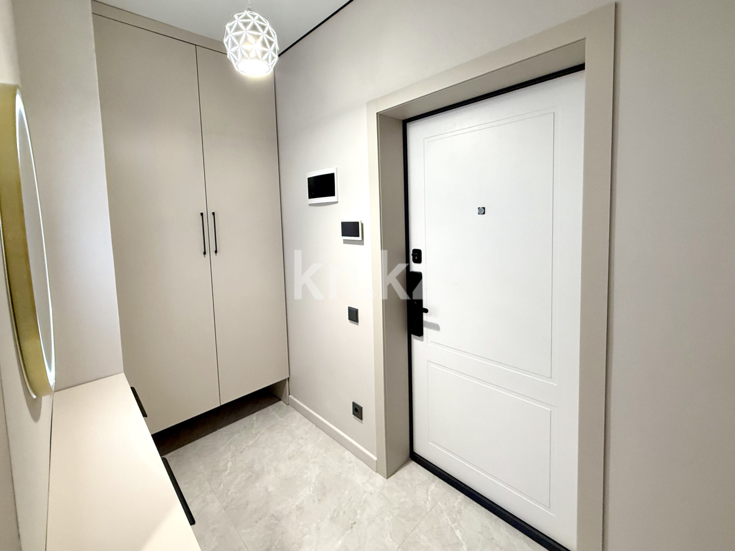 Продажа 2-комнатной квартиры, 50 м² в Алматы - фото 4