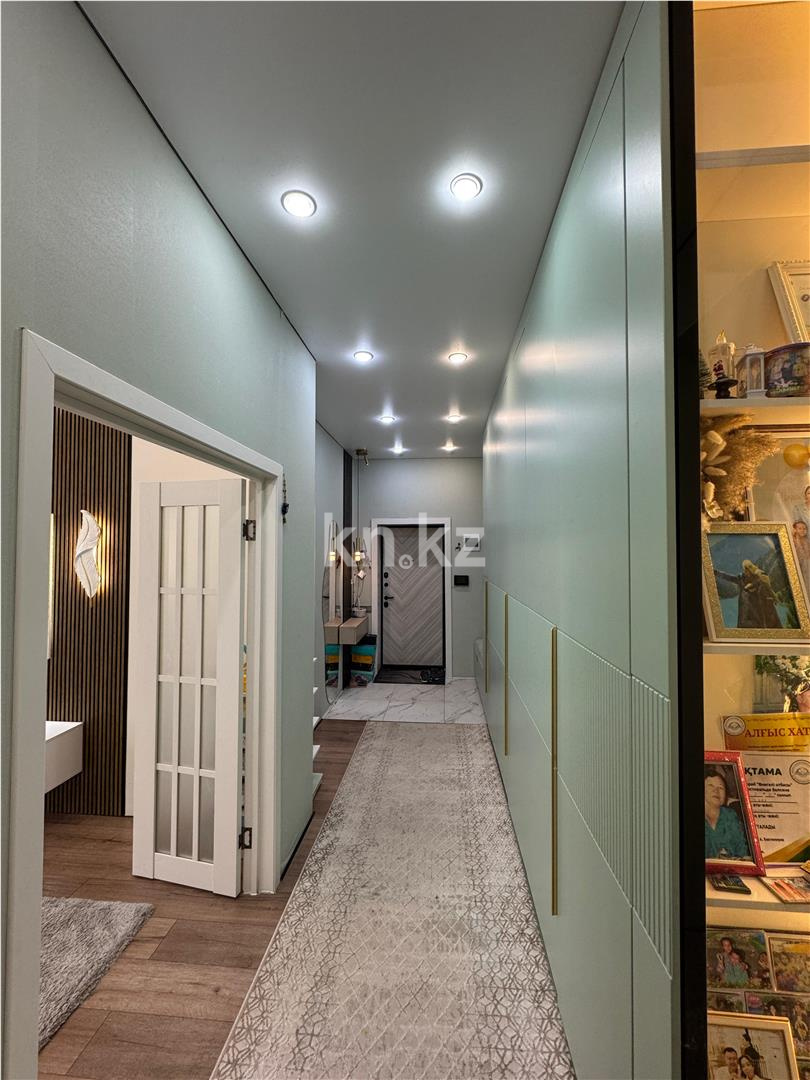 Продажа 2-комнатной квартиры, 68.6 м², 067 учетный квартал, дом  456/3 в Караганде