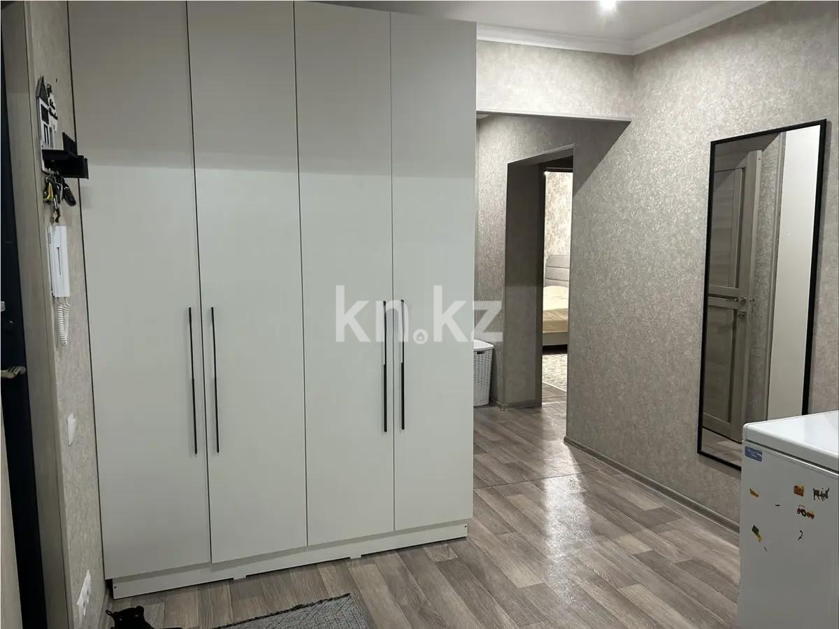 Продажа 3-комнатной квартиры, 69 м², пр. Шахтеров, дом  5 в Караганде - фото 5