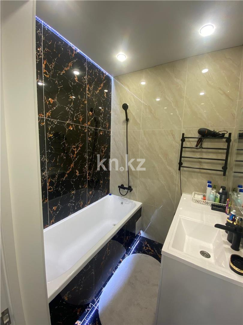 Продажа 3-комнатной квартиры, 87 м², мкр-н Голубые Пруды в Караганде - фото 7