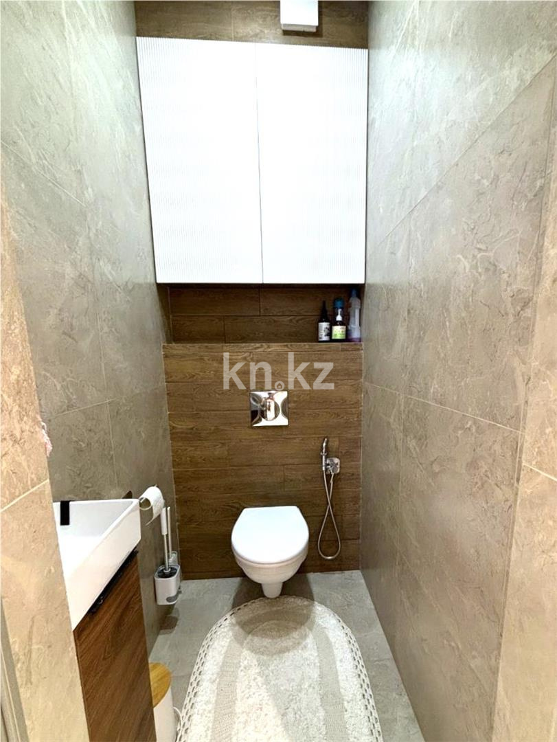 Продажа 3-комнатной квартиры, 74 м², ул. Дюсембекова в Караганде - фото 15