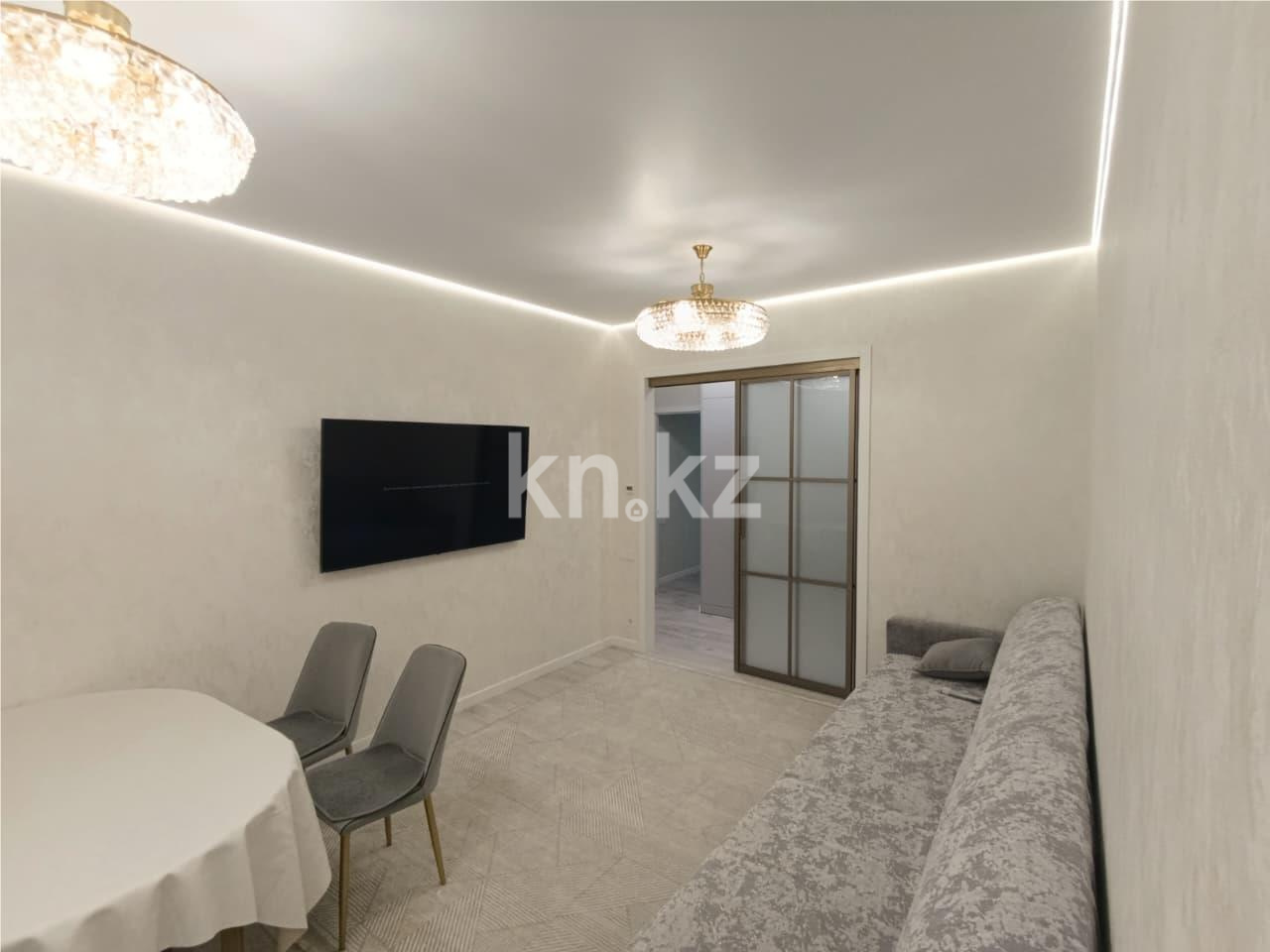 Продажа 3-комнатной квартиры, 71 м², ул. Муканова, дом  78 в Караганде - фото 2