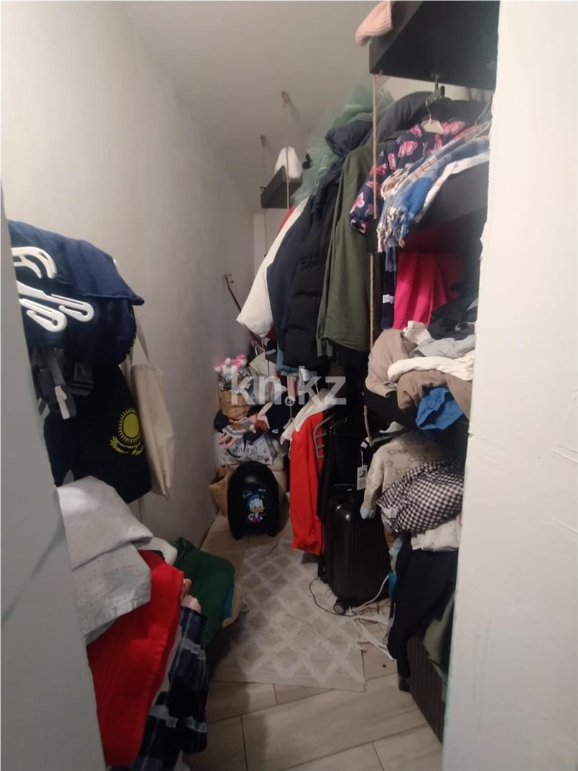 Продажа 5-комнатной квартиры, 105 м², мкр. Голубые Пруды в Караганде - фото 18