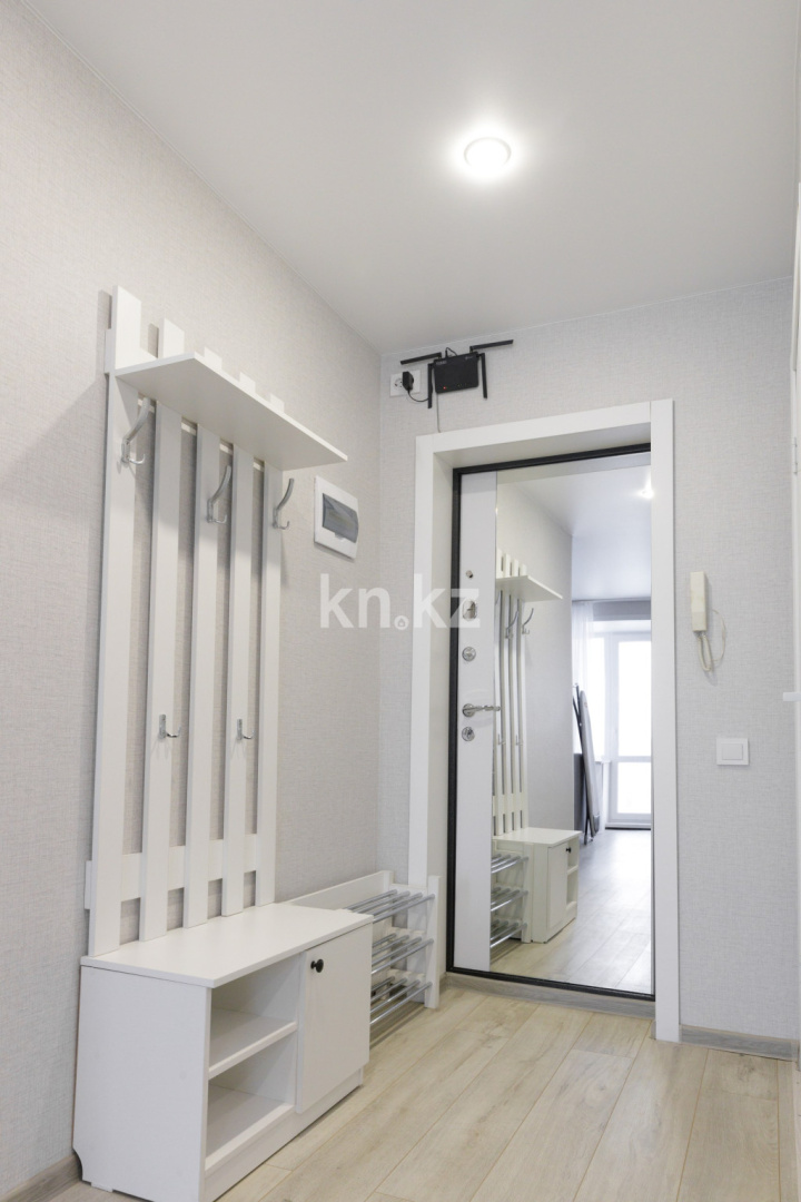 Аренда 1-комнатной квартиры посуточно, 35 м², ул. Казахстан, дом  72 в Усть-Каменогорске - фото 11