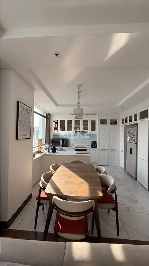 Продажа 3-комнатной квартиры, 97 м², пр. Кабанбай батыра, дом  43г в Астане - фото 4