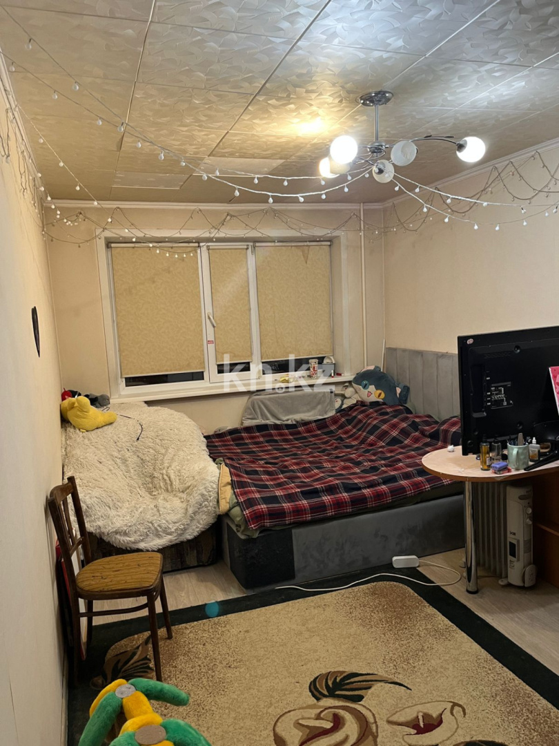 Продажа 1-комнатной квартиры, 32 м², пр. Республики, дом  6 в Караганде