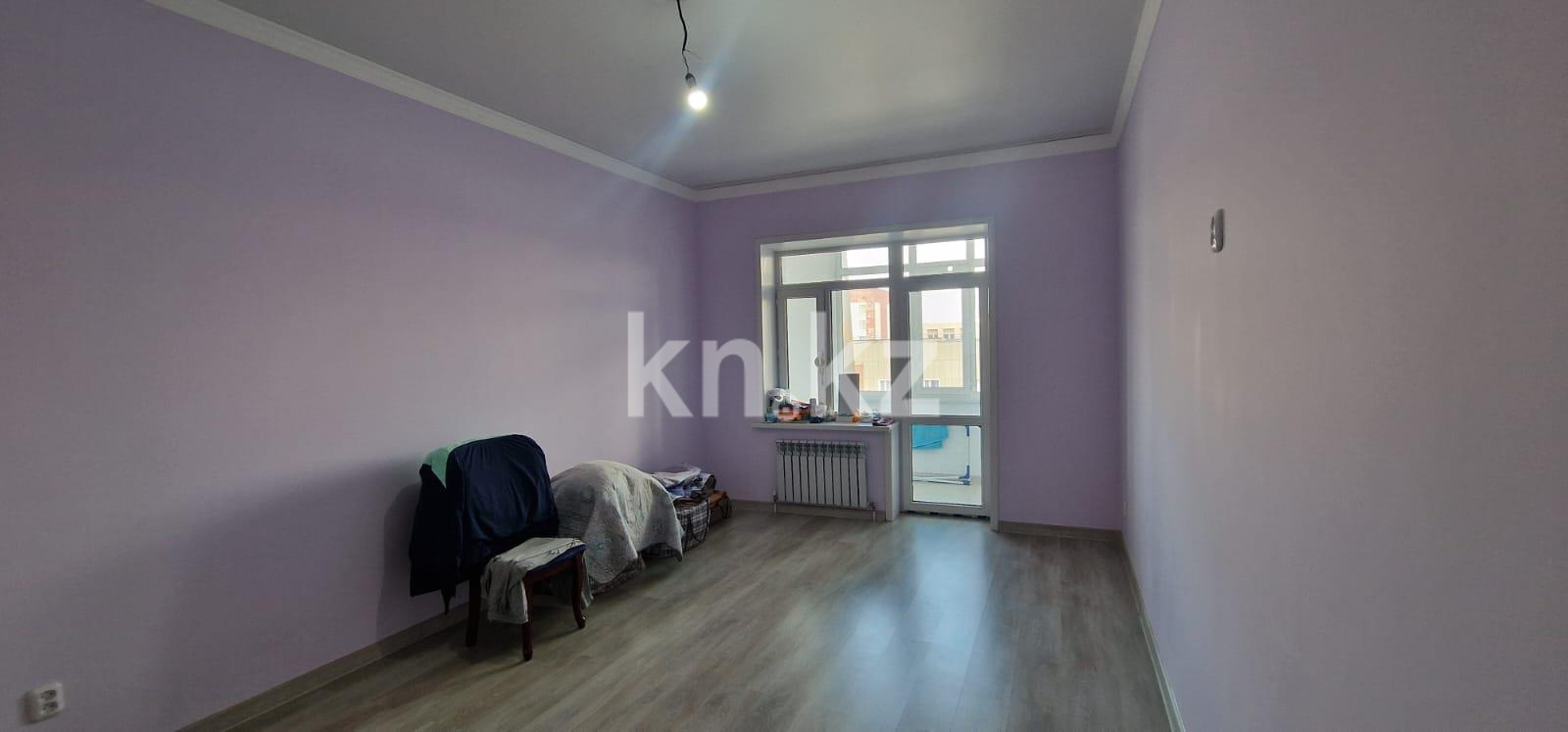 Продажа 2-комнатной квартиры, 64 м², ул. Муканова в Караганде