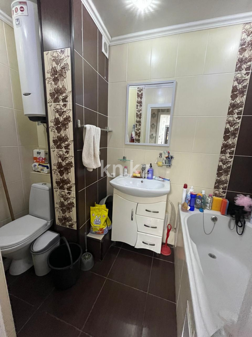 Продажа 4-комнатной квартиры, 80 м² в Караганде - фото 4