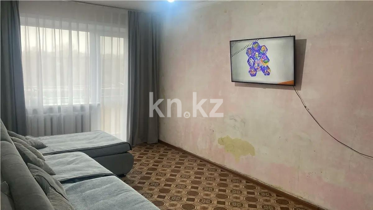 Продажа 2-комнатной квартиры, 44 м², 17 мкр., дом  50 в Караганде