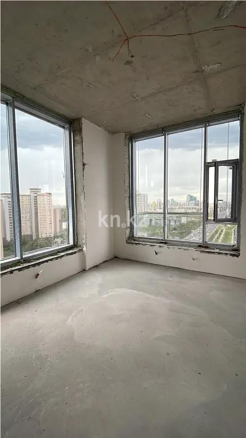 Продажа 4-комнатной квартиры, 151.6 м², пр. Кошкарбаева, дом  1 стр в Астане