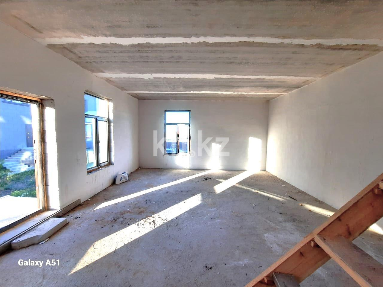 Продажа 4-комнатного дома, 267 м², ул. Алтайбаева, дом  43/4 в Караганде - фото 13
