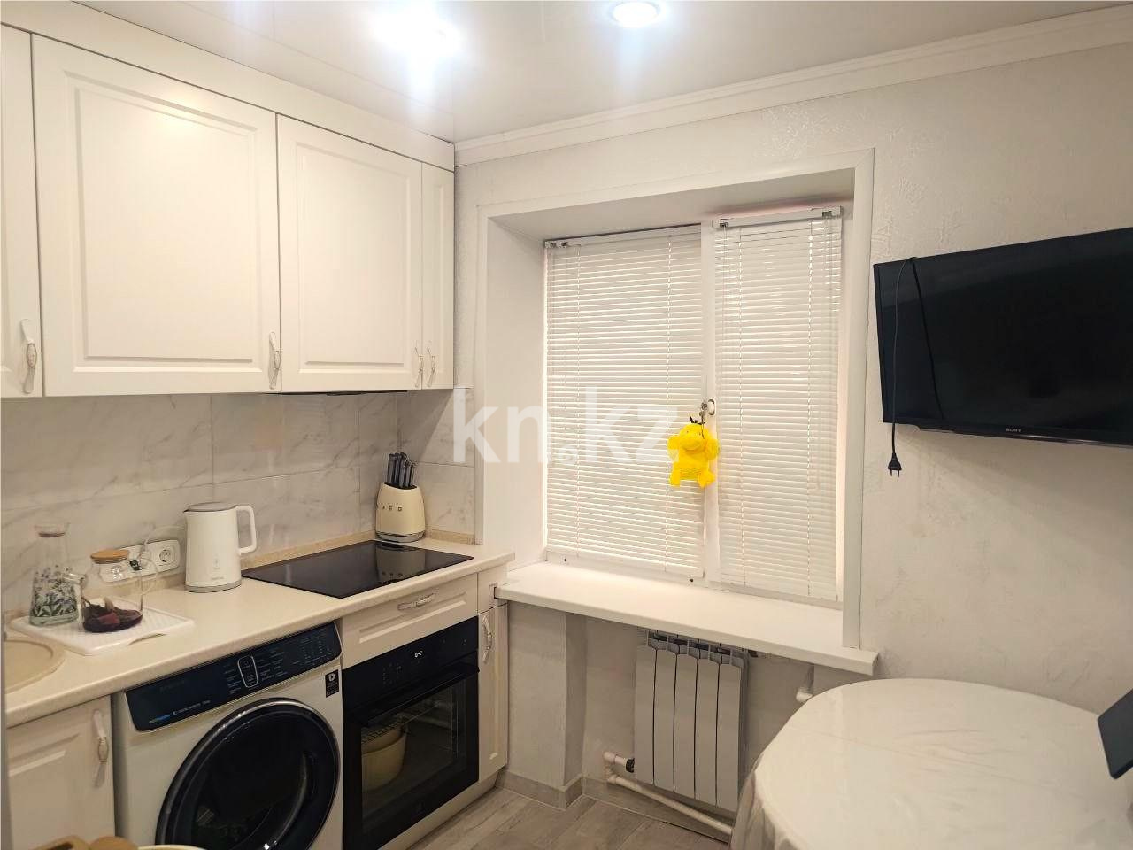 Продажа 4-комнатной квартиры, 62 м², мкр-н 21, дом  23 в Караганде - фото 12