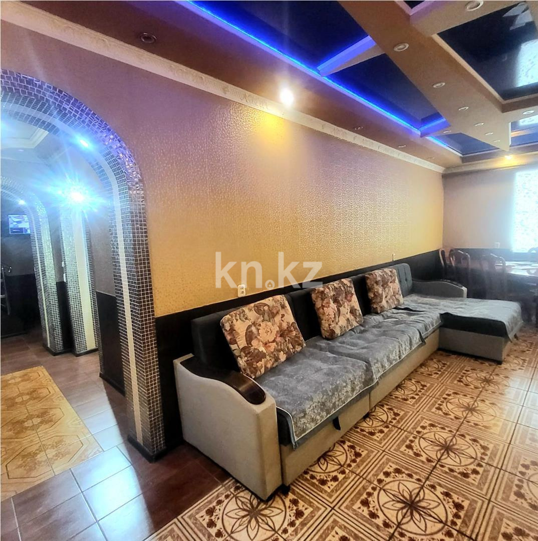 Продажа 7-комнатного дома, 215 м² в Темиртау - фото 3