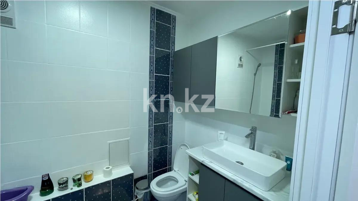 Продажа 2-комнатной квартиры, 54 м², ул. Кунаева, дом  135 в Алматы - фото 5