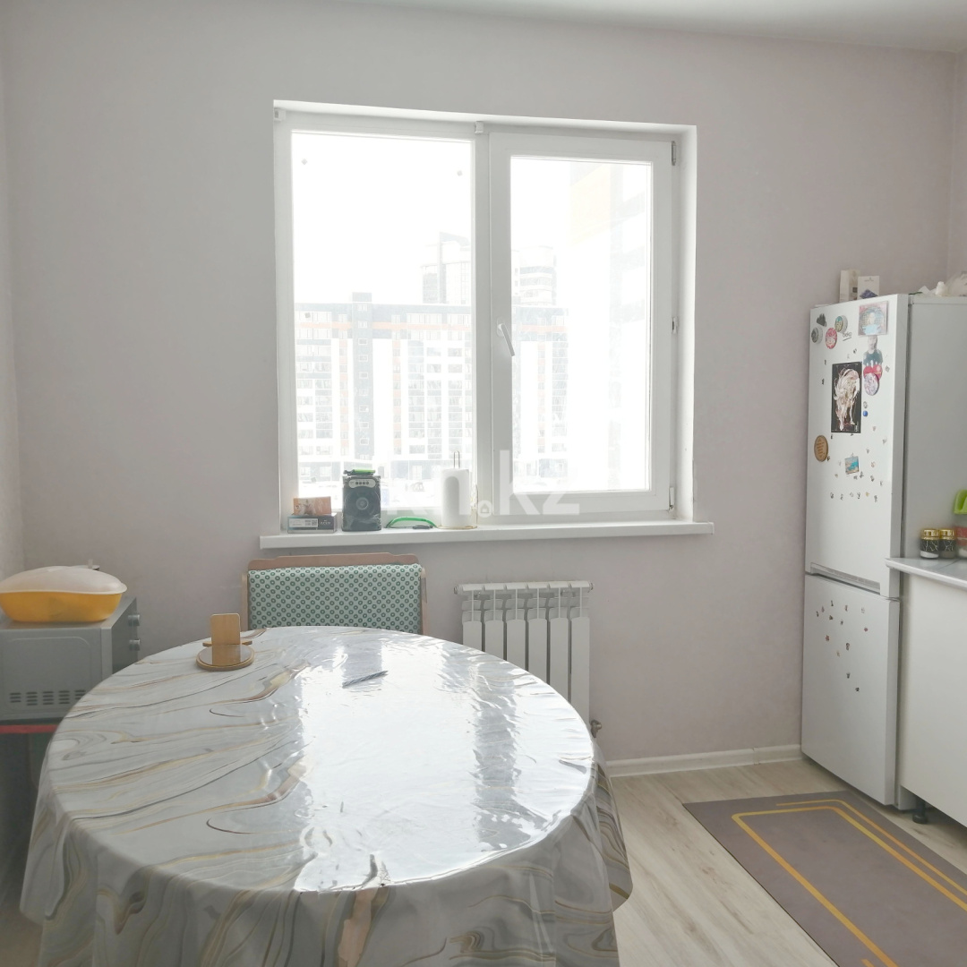 Продажа 3-комнатной квартиры, 94.9 м² в Усть-Каменогорске - фото 2