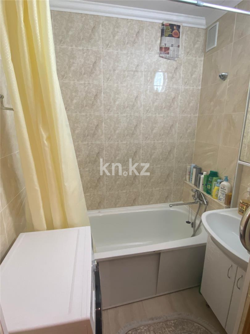 Продажа 4-комнатной квартиры, 80 м², пр. Республики в Караганде - фото 10