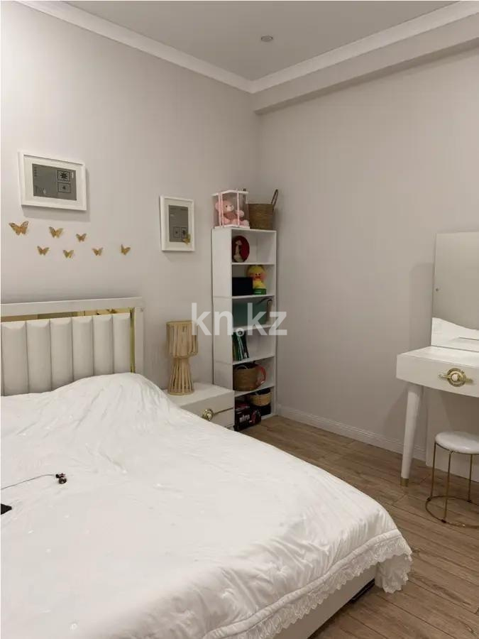 Продажа 4-комнатной квартиры, 130 м², ул. Ермекова, дом  1/1 в Астане - фото 2