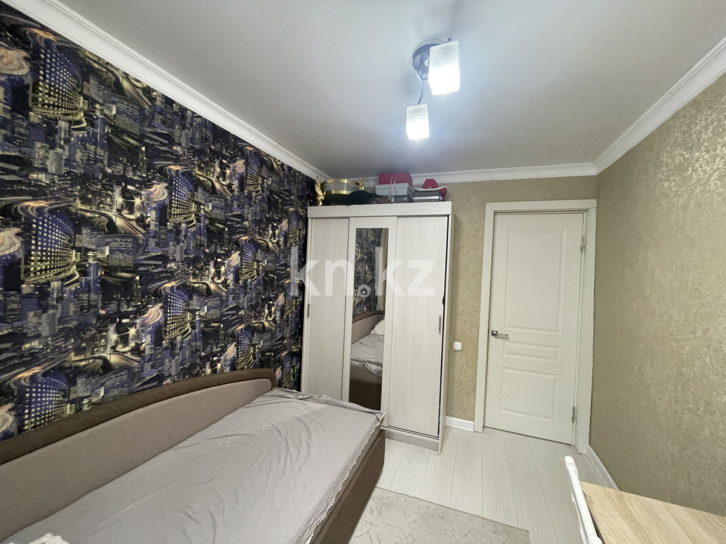 Продажа 3-комнатной квартиры, 57.4 м², ул. Аманжолова, дом  67 в Караганде - фото 4