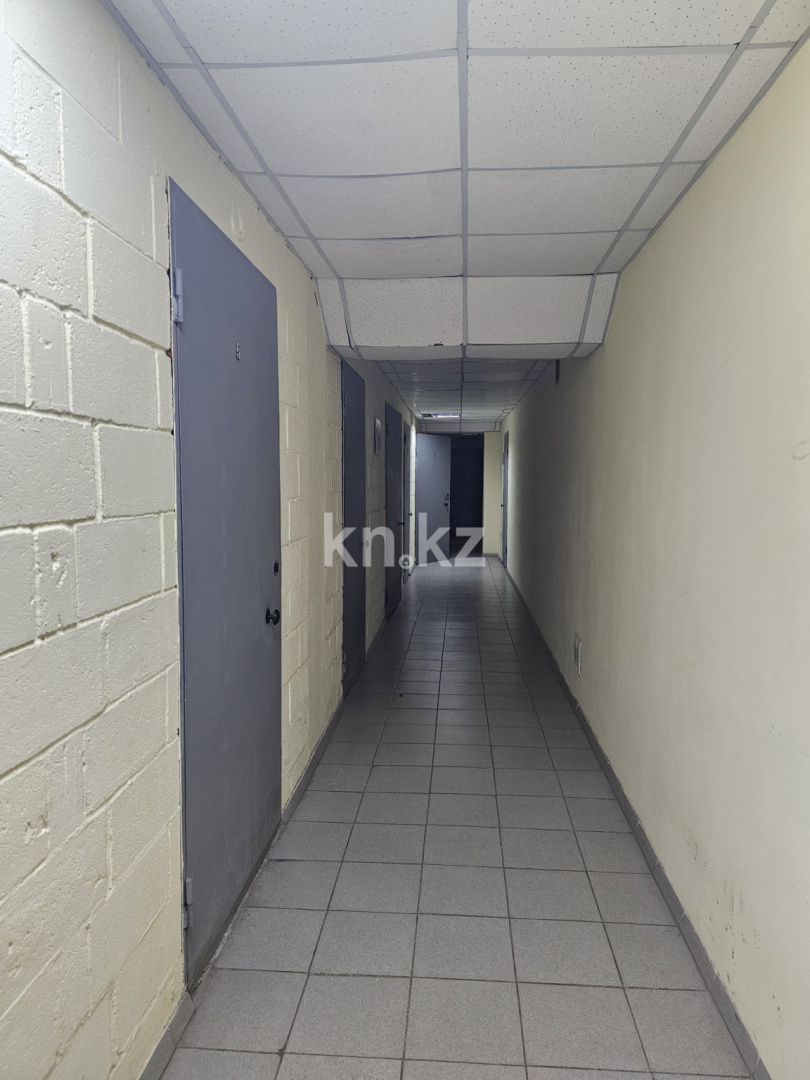 Продажа , 45 м², ул. Аманжолова, дом  33/1 в Караганде - фото 9