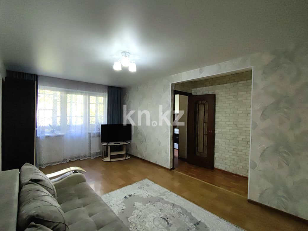 Продажа 2-комнатной квартиры, 47 м², 12 мкр., дом  17 в Караганде - фото 2