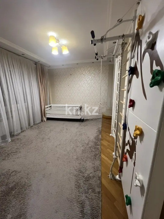 Продажа 3-комнатной квартиры, 135 м² в Алматы