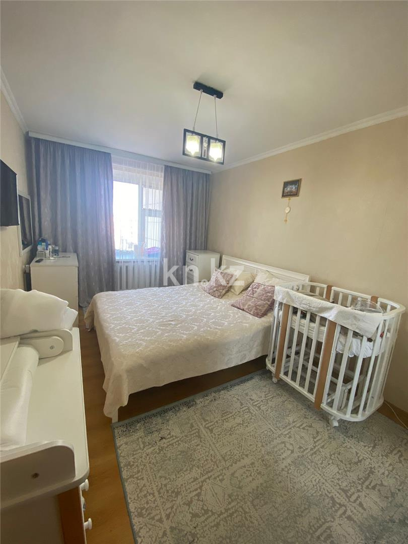 Продажа 4-комнатной квартиры, 80 м², пр. Республики в Караганде - фото 4