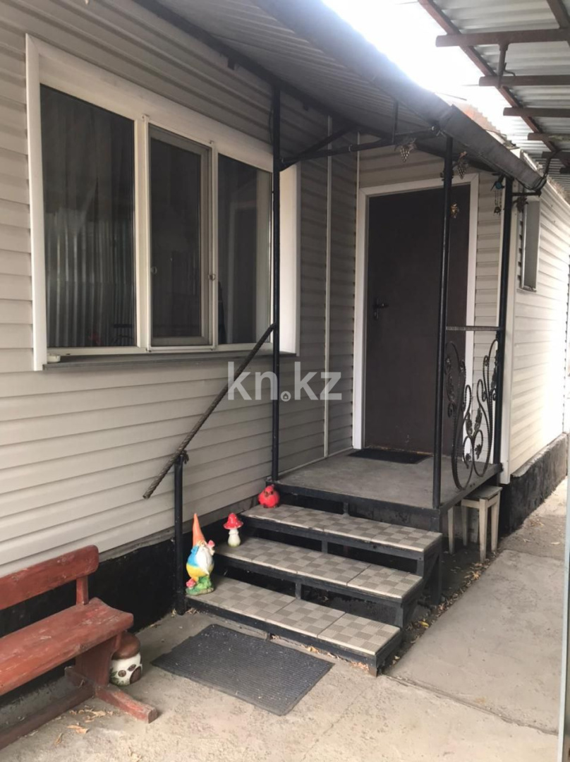 Продажа 3-комнатного дома, 80 м², ул. Новолитейная, дом  2 в Караганде