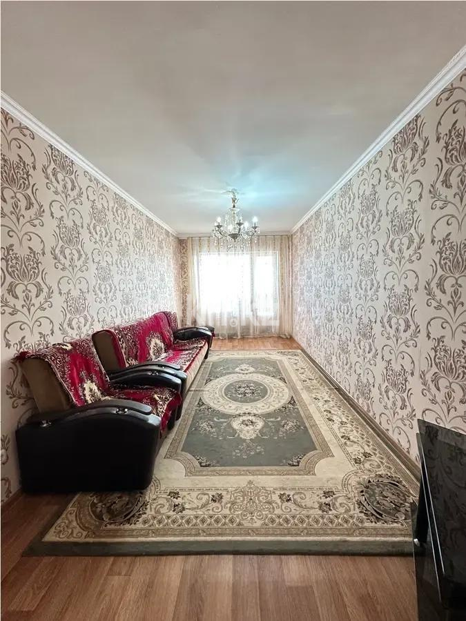 Продажа 2-комнатной квартиры, 87 м², пр. Республики, дом  1/3 в Караганде