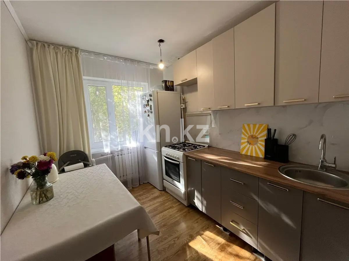 Продажа 3-комнатной квартиры, 77 м², пр. Строителей, дом  21 в Караганде - фото 5