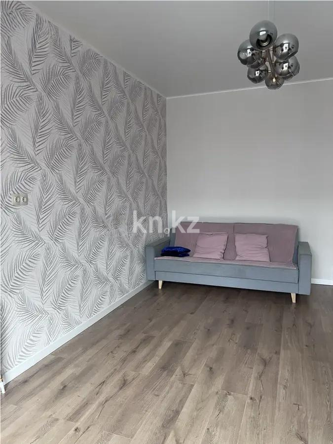 Продажа 1-комнатной квартиры, 45.5 м², пр. Аль-Фараби, дом  33 в Астане