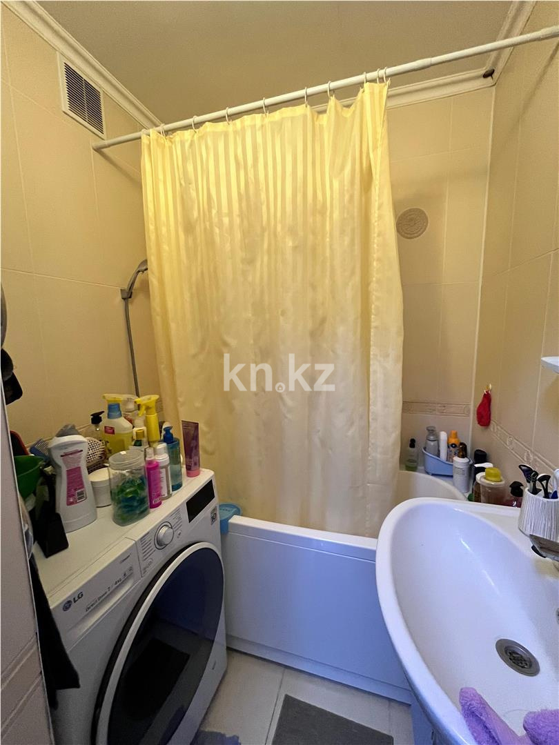 Продажа 2-комнатной квартиры, 46 м², ул. Сатыбалдина в Караганде - фото 7