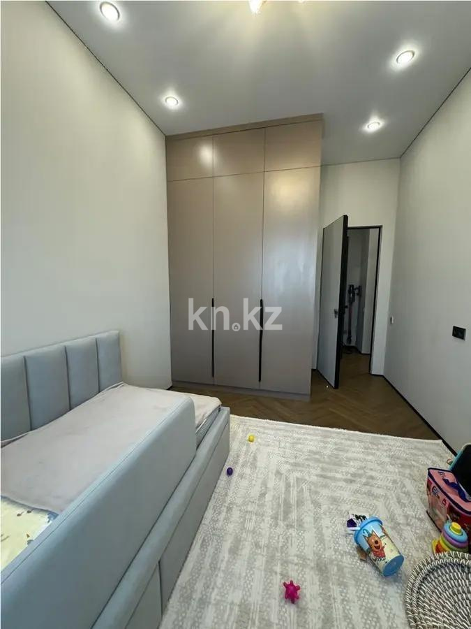 Продажа 3-комнатной квартиры, 66 м², ул. Халиуллина, дом  140/5 в Алматы - фото 3