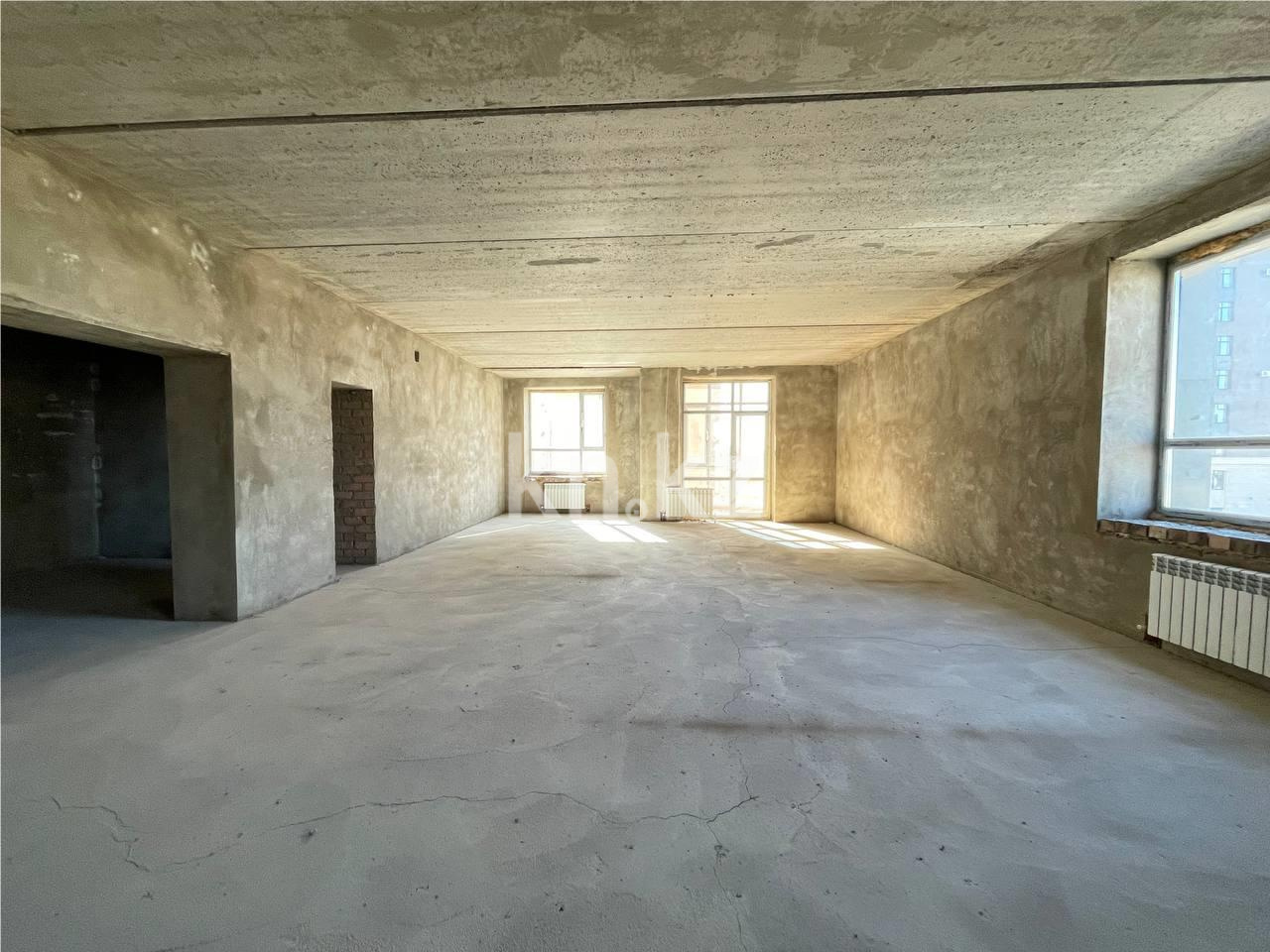 Продажа 4-комнатной квартиры, 137 м², 137 учетный квартал в Караганде - фото 2