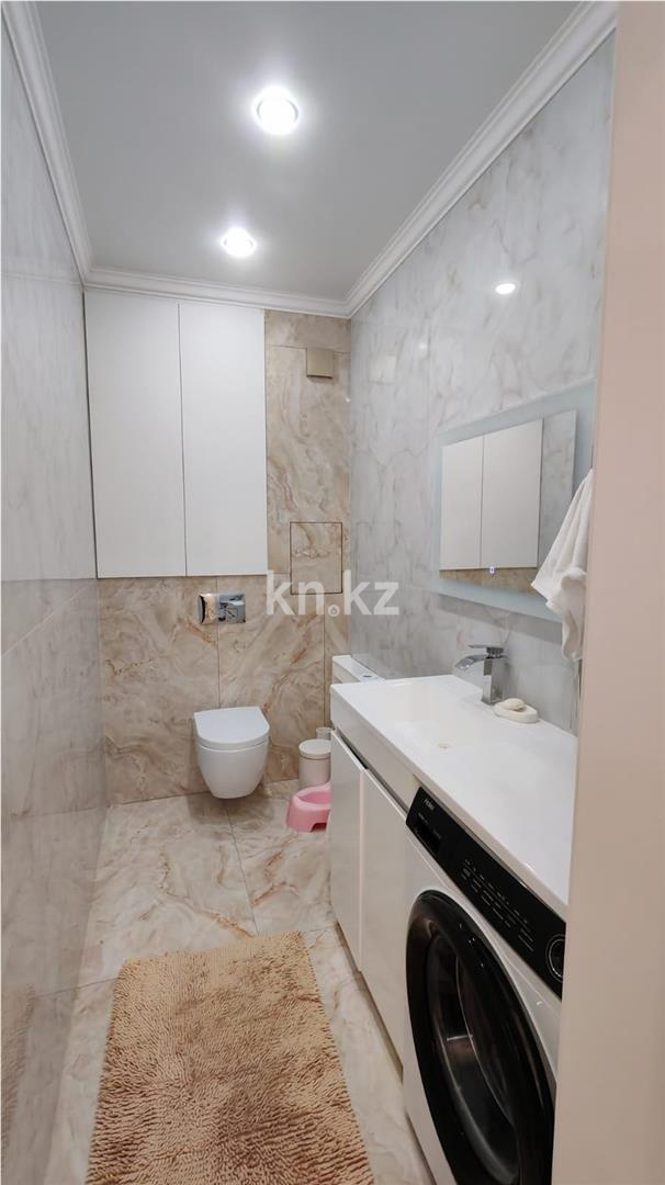 Продажа 3-комнатной квартиры, 97 м², ул. Букетова в Караганде - фото 16