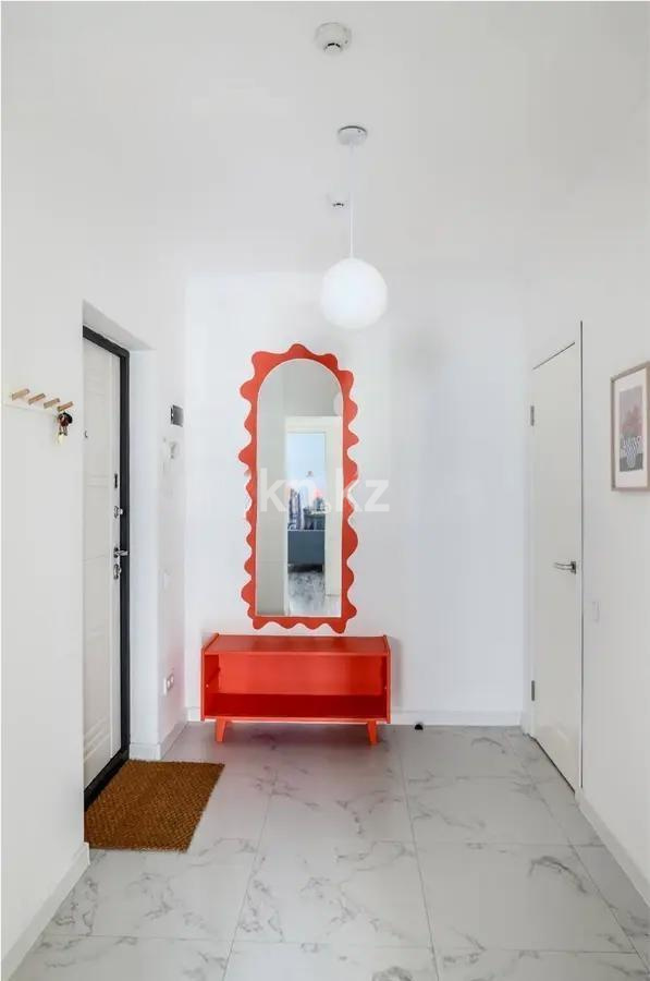 Продажа 2-комнатной квартиры, 63 м², ул. Толе би, дом  181 в Алматы - фото 5