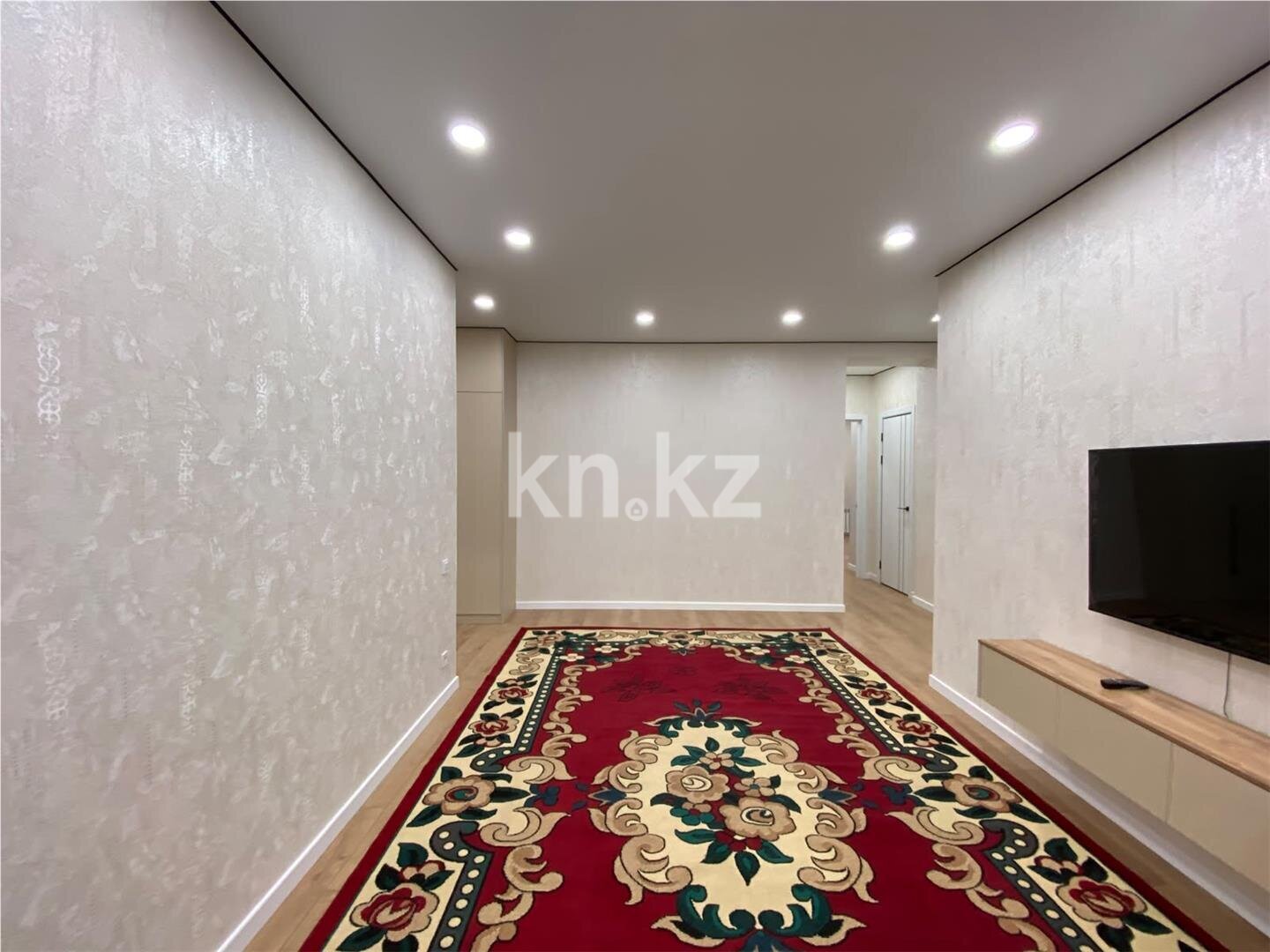 Продажа 3-комнатной квартиры, 74 м² в Караганде