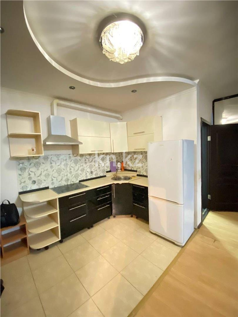 Продажа 3-комнатной квартиры, 63 м², пр. Кошкарбаева в Астане - фото 3