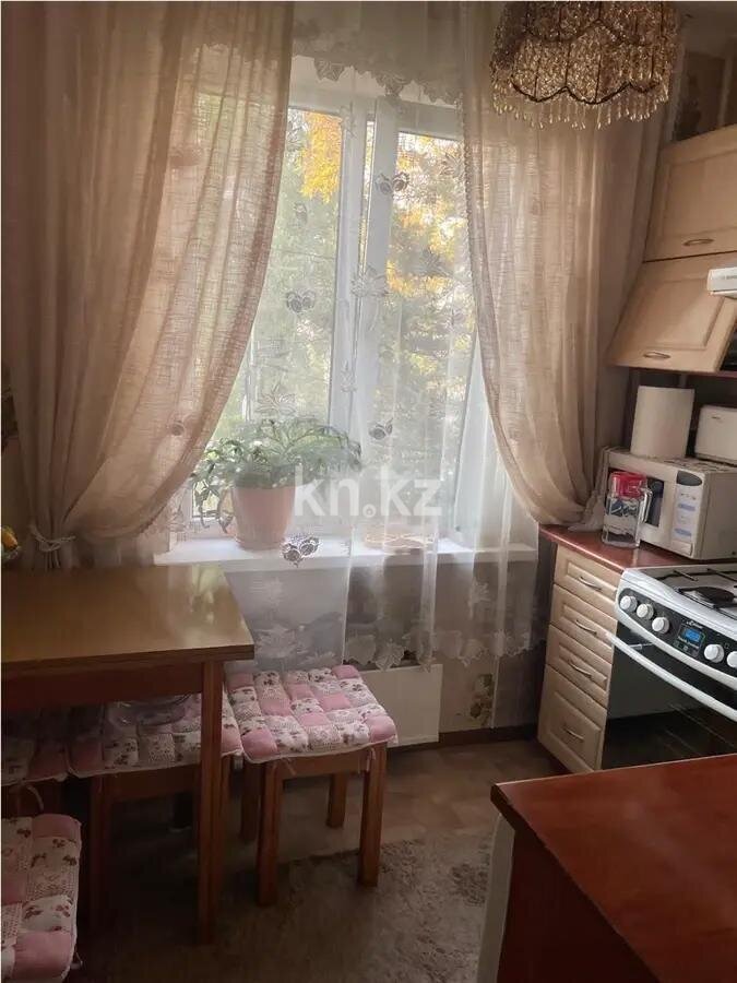 Продажа 3-комнатной квартиры, 66.5 м² в Алматы - фото 2