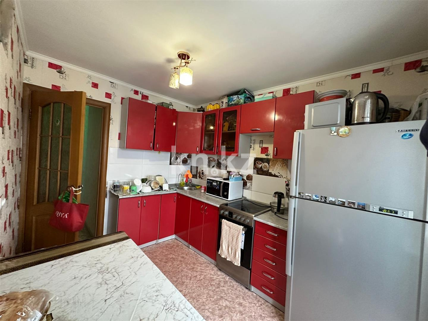 Продажа 3-комнатной квартиры, 74 м², ул. Гапеева в Караганде - фото 3