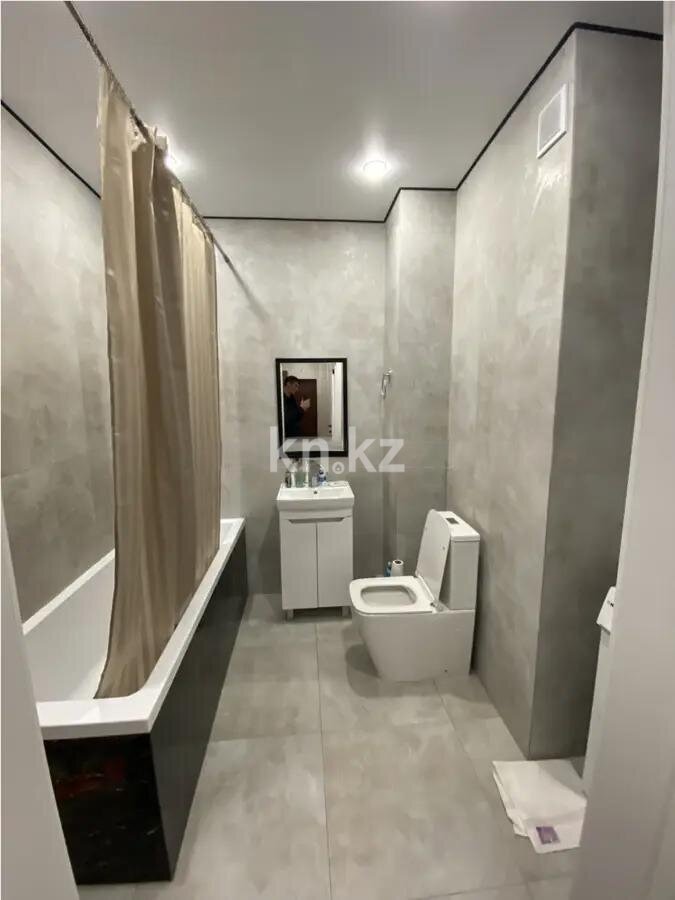 Продажа 2-комнатной квартиры, 65 м² в Астане - фото 2